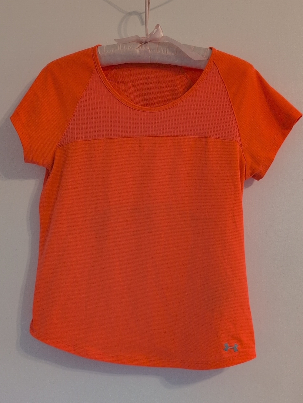 Under Armour Women’s Bright Orange Short Sleeve Performance Tee